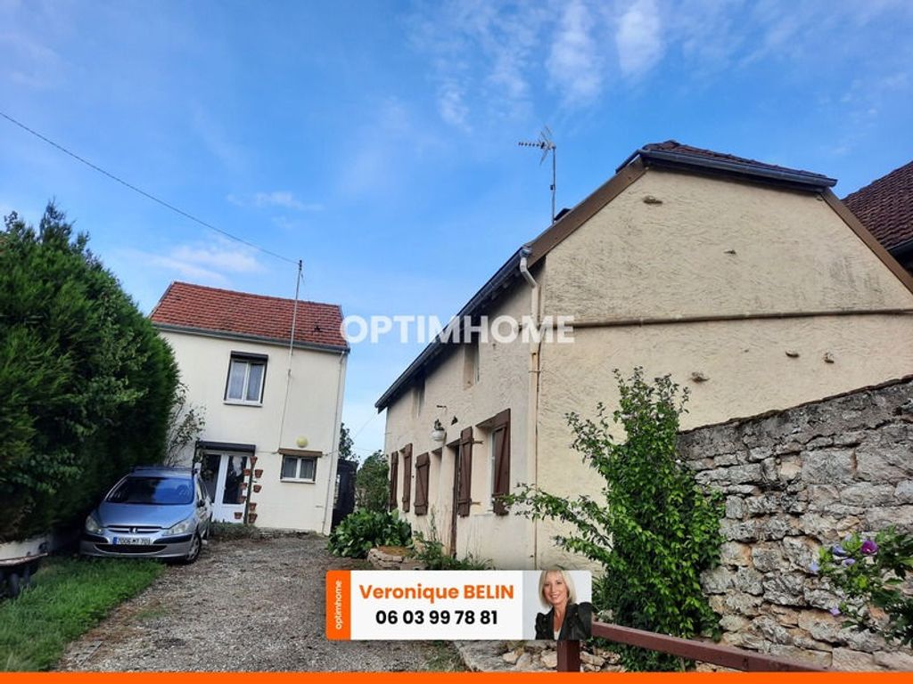 Achat maison à vendre 2 chambres 160 m² - Mirebeau-sur-Bèze