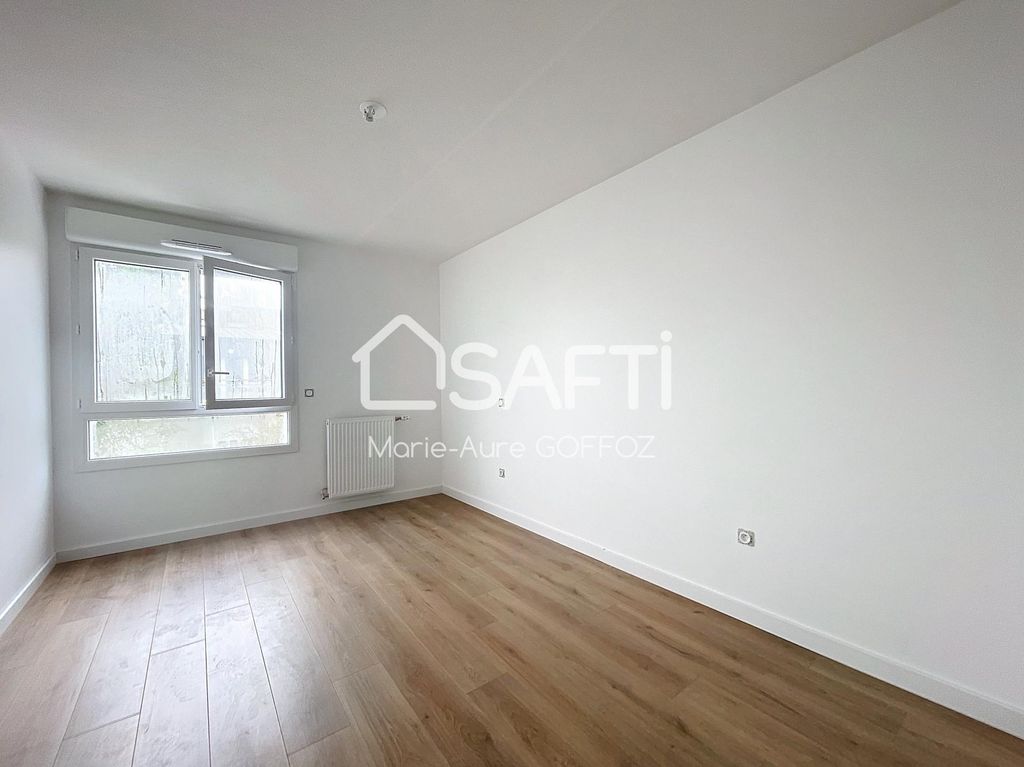 Achat appartement à vendre 3 pièces 77 m² - Villenave-d'Ornon