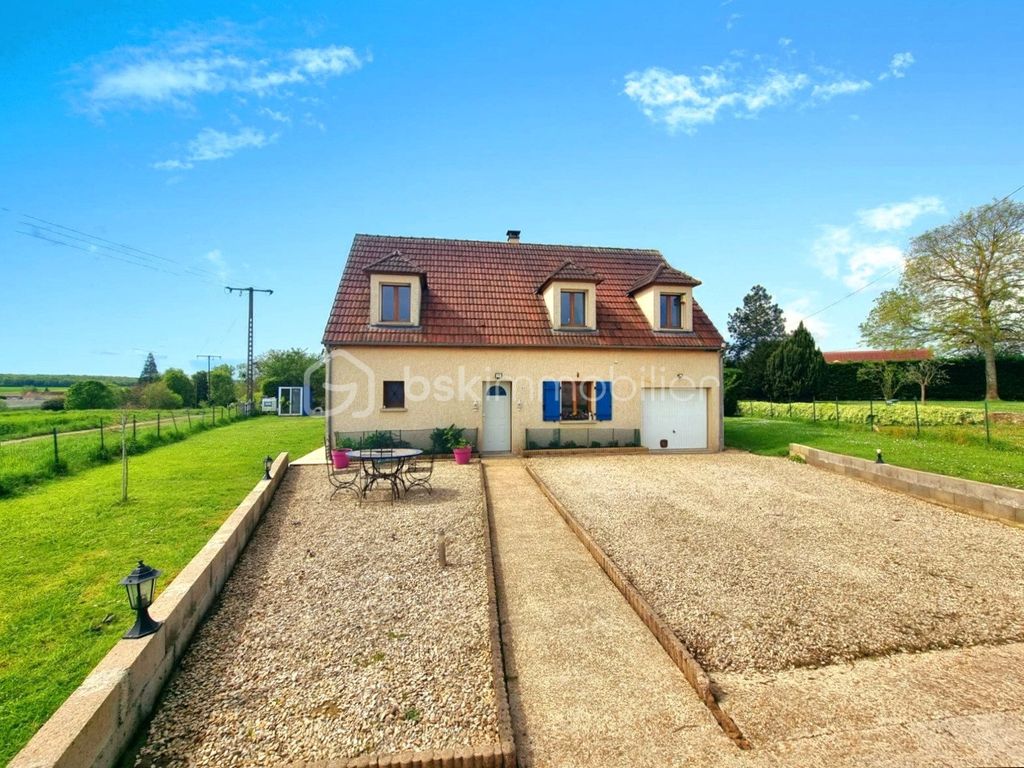 Achat maison à vendre 3 chambres 123 m² - Jouy-le-Châtel