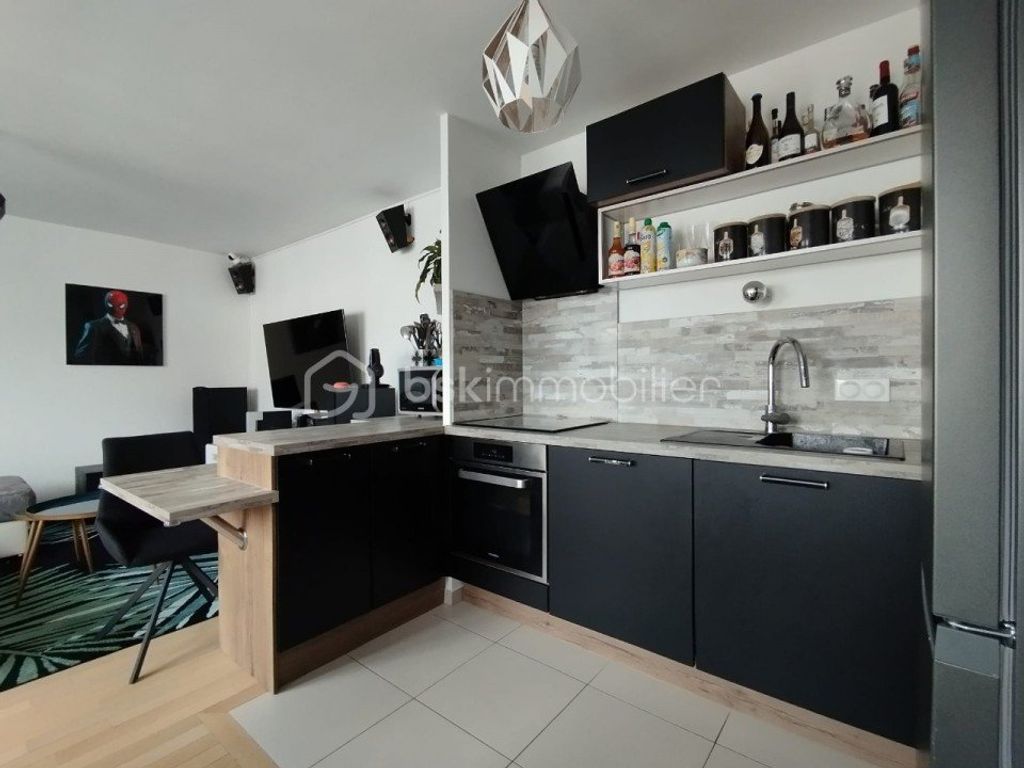 Achat appartement à vendre 3 pièces 62 m² - Alfortville