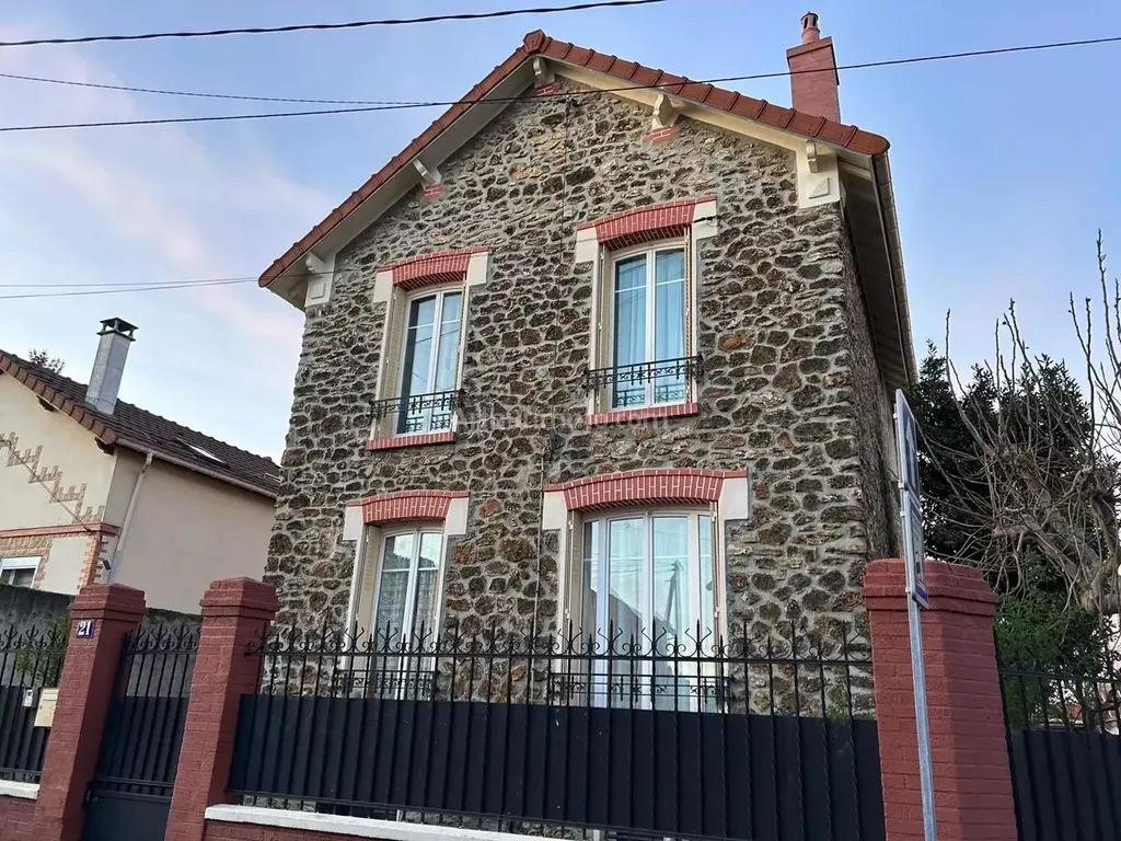 Achat maison à vendre 3 chambres 85 m² - Villeneuve-Saint-Georges