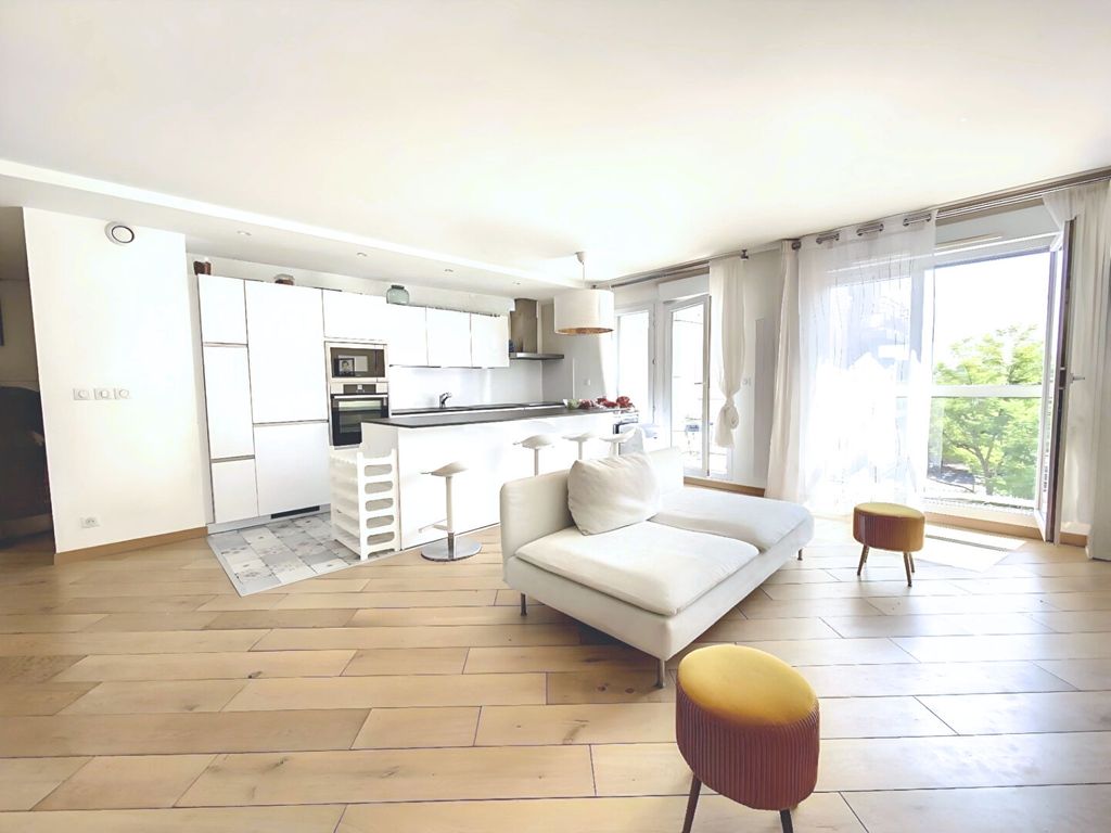 Achat appartement à vendre 4 pièces 110 m² - Suresnes