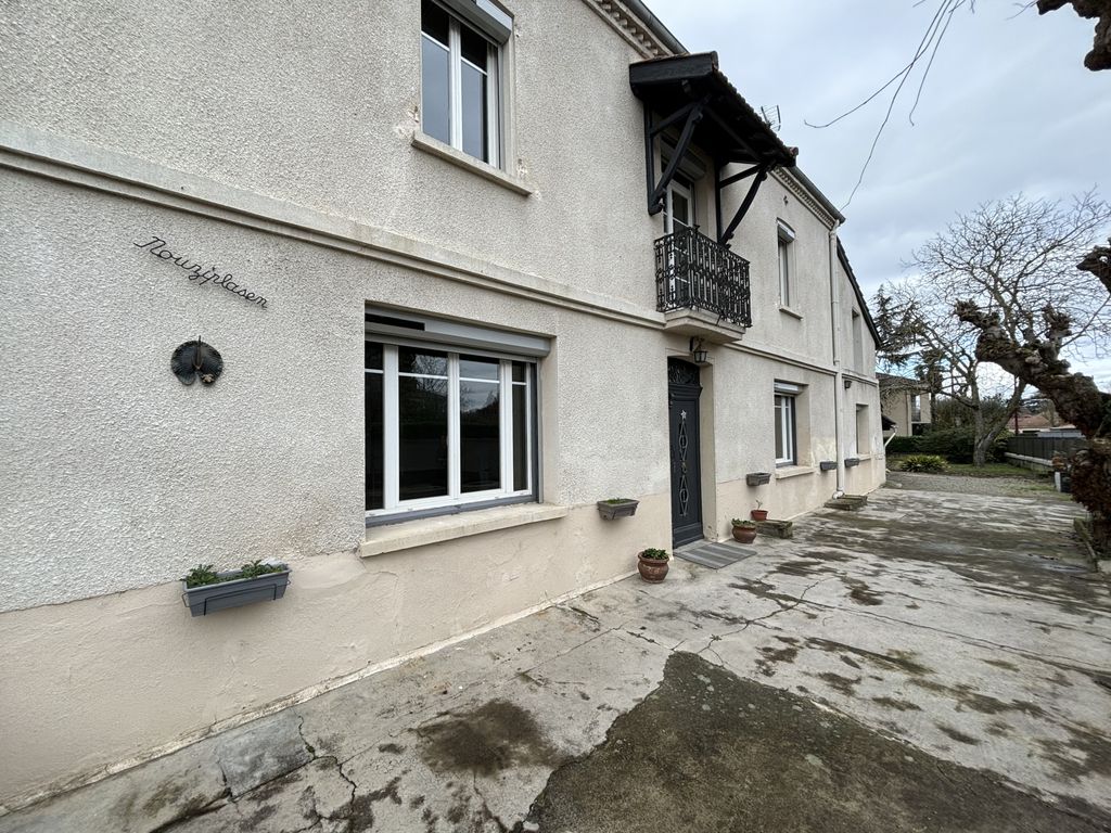 Achat maison à vendre 3 chambres 128 m² - Castelsarrasin