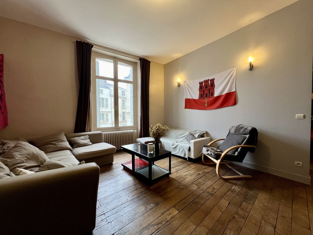 Achat appartement à vendre 3 pièces 87 m² - Poitiers