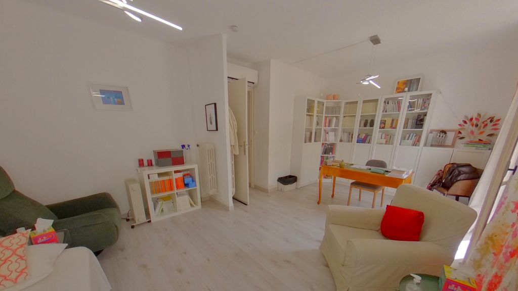 Achat appartement à vendre 2 pièces 45 m² - Toulon
