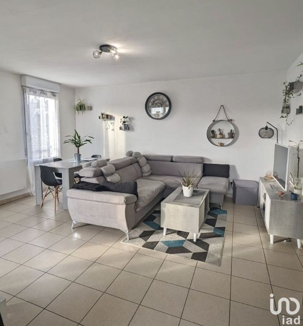 Achat appartement à vendre 3 pièces 64 m² - L'Isle-d'Abeau