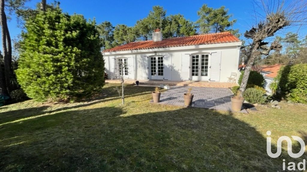 Achat maison à vendre 4 chambres 230 m² - Saint-Jean-de-Monts