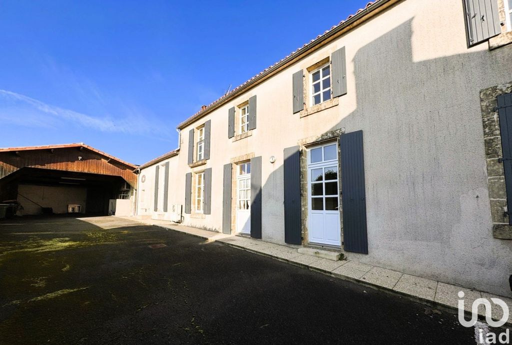 Achat maison à vendre 4 chambres 150 m² - Foussais-Payré