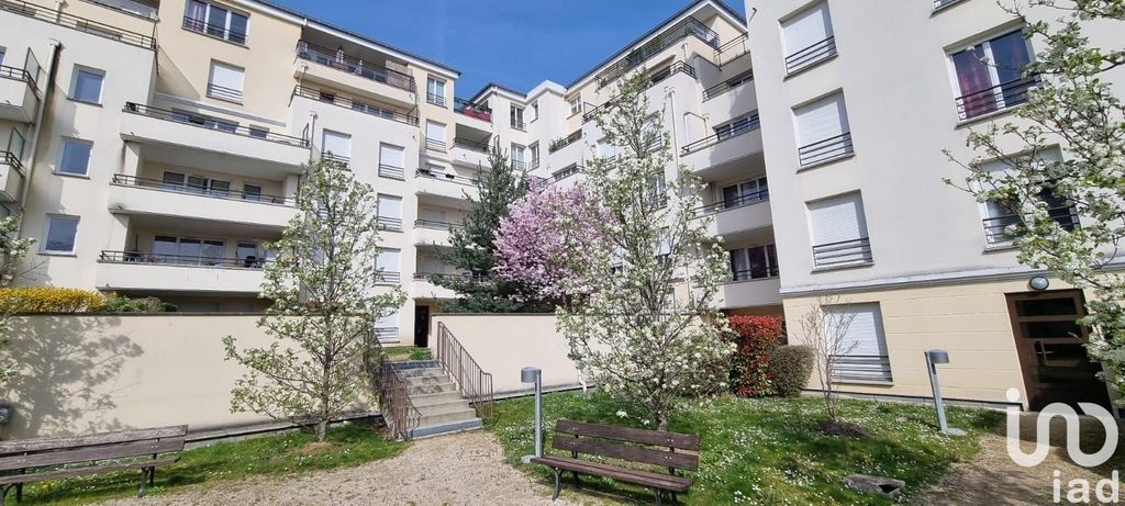 Achat appartement à vendre 2 pièces 44 m² - Corbeil-Essonnes