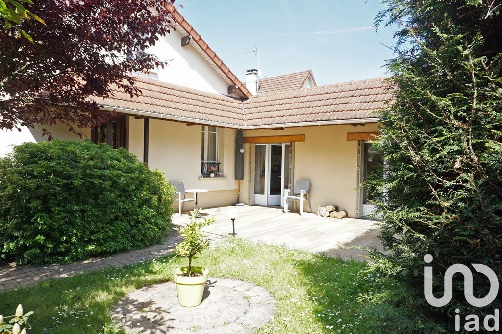 Achat maison à vendre 3 chambres 113 m² - Paray-Vieille-Poste