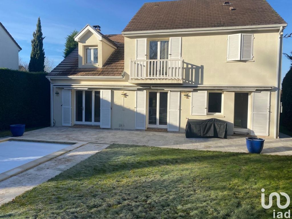 Achat maison à vendre 4 chambres 157 m² - Saint-Germain-lès-Corbeil