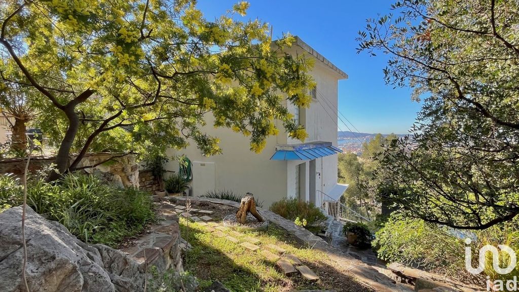 Achat maison à vendre 3 chambres 191 m² - Toulon
