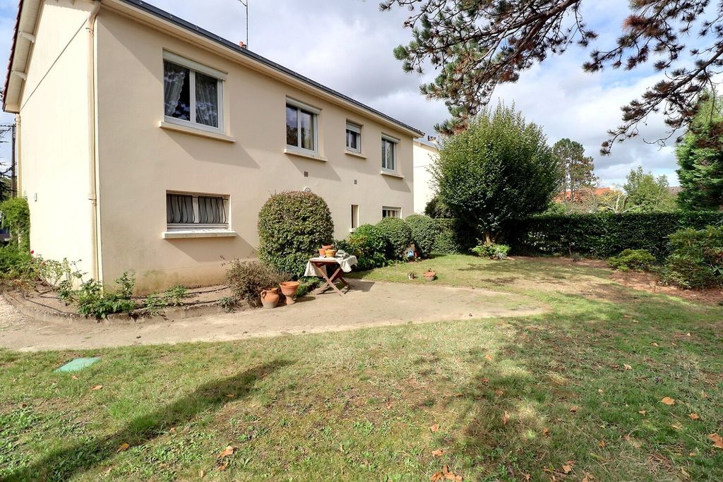 Achat maison à vendre 4 chambres 105 m² - Saint-Sébastien-sur-Loire
