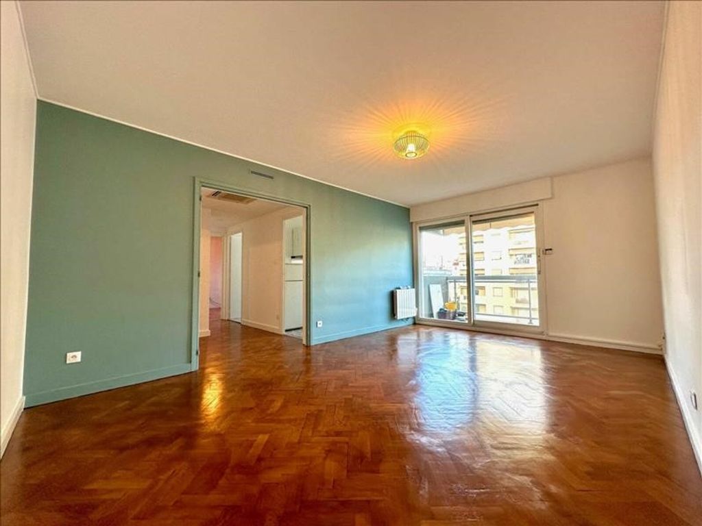 Achat appartement à vendre 2 pièces 50 m² - Rueil-Malmaison