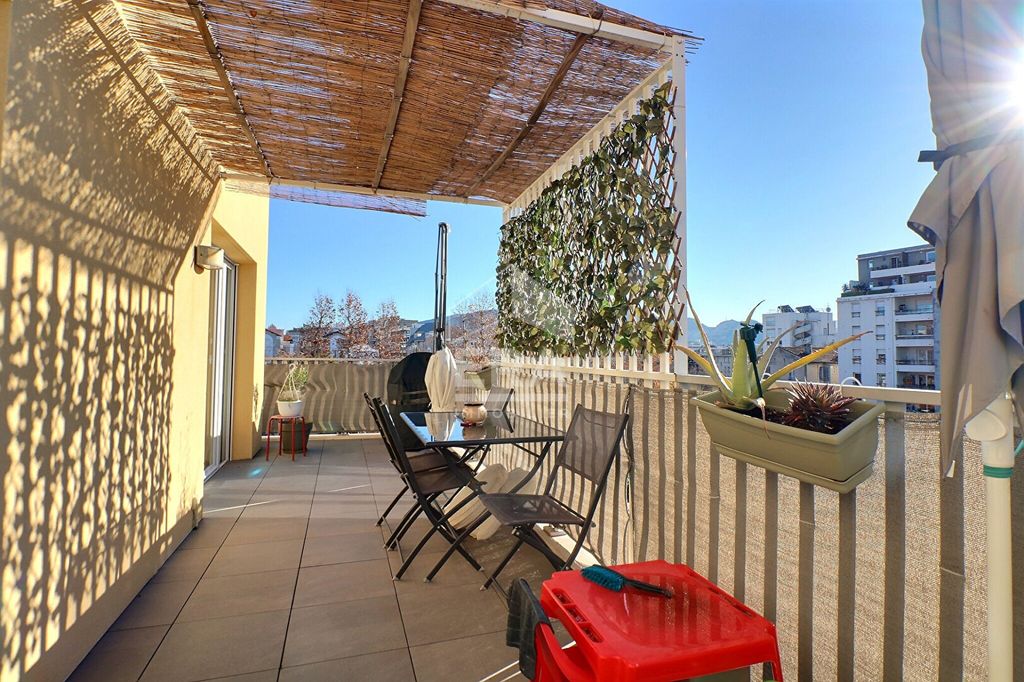 Achat appartement à vendre 4 pièces 74 m² - Marseille 10ème arrondissement