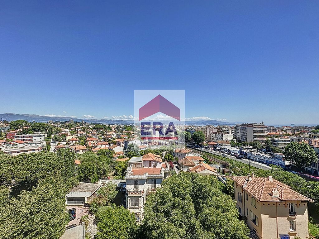 Achat appartement à vendre 3 pièces 58 m² - Antibes