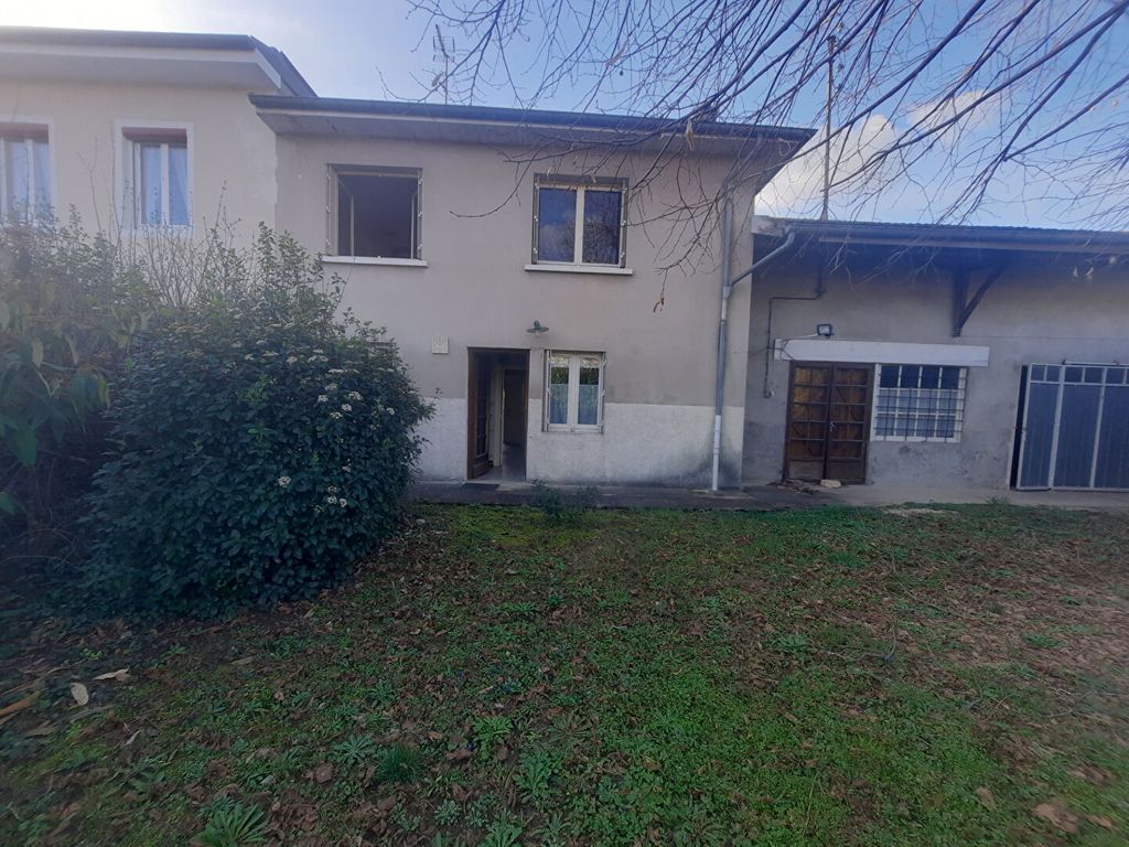 Achat maison à vendre 4 chambres 121 m² - Pont-de-Vaux