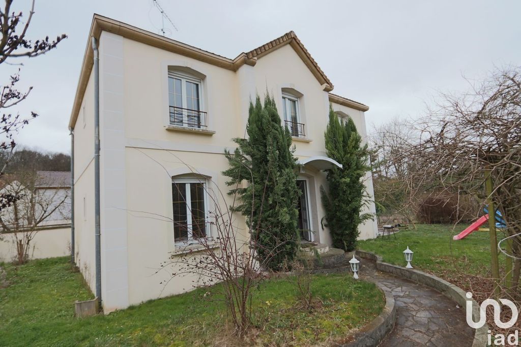 Achat maison à vendre 4 chambres 136 m² - Écouen