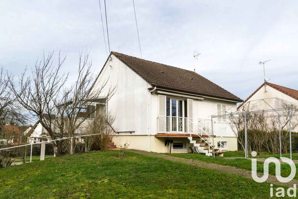 Achat maison à vendre 4 chambres 120 m² - Ouzouer-sur-Loire