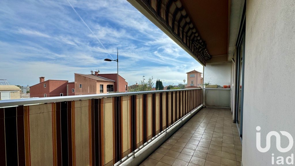 Achat appartement à vendre 3 pièces 65 m² - Saint-Laurent-du-Var