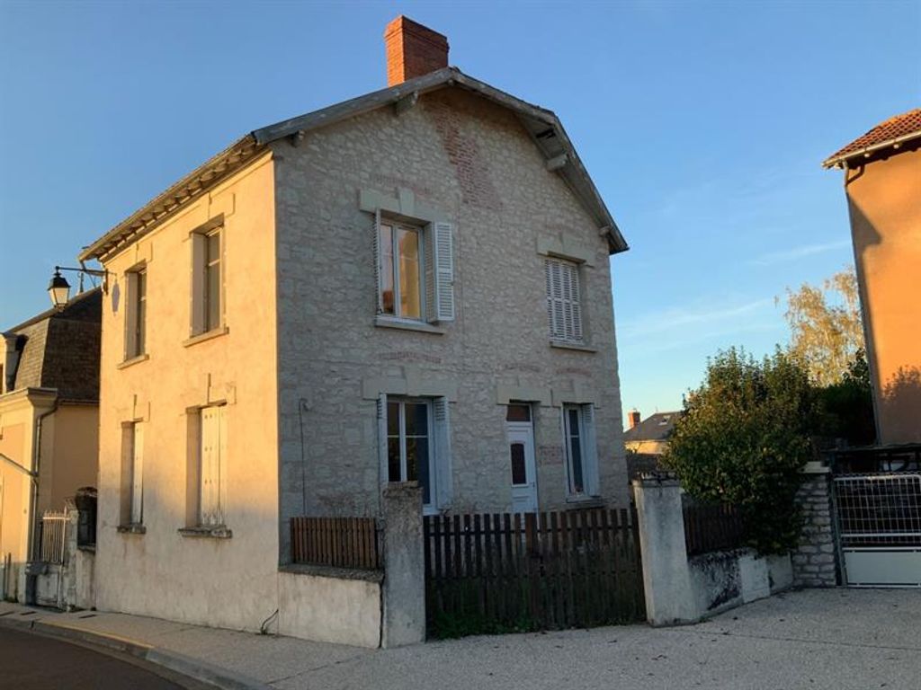 Achat maison à vendre 3 chambres 76 m² - La Roche-Posay