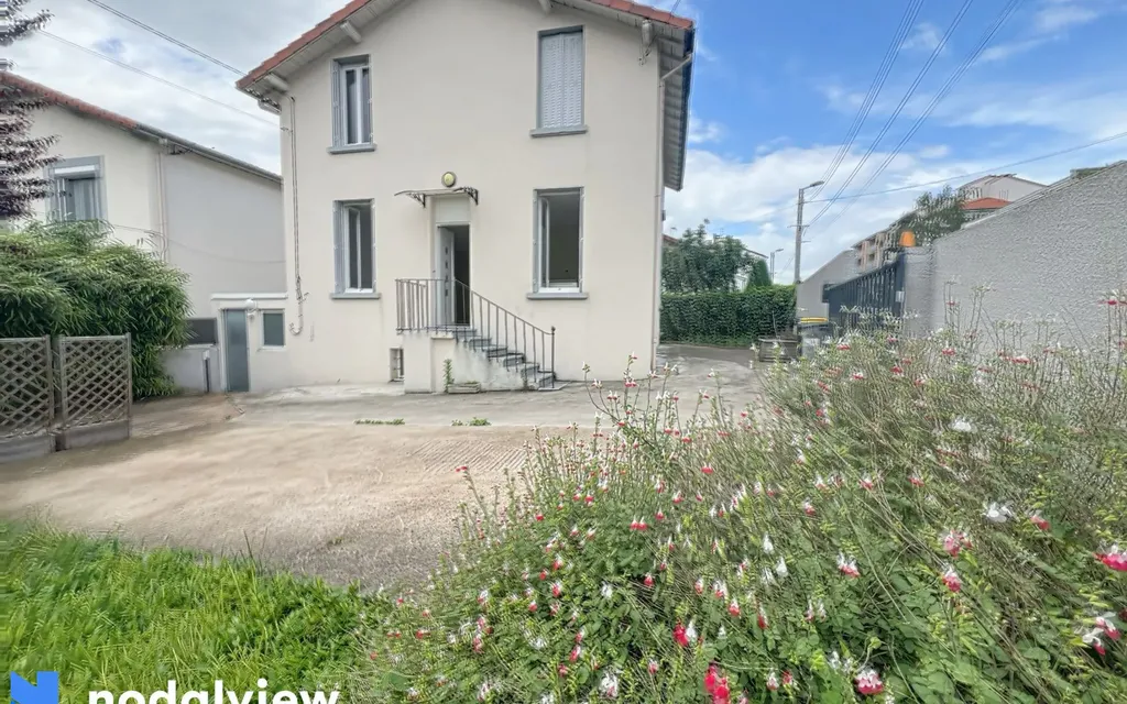 Achat maison à vendre 4 chambres 140 m² - Clermont-Ferrand