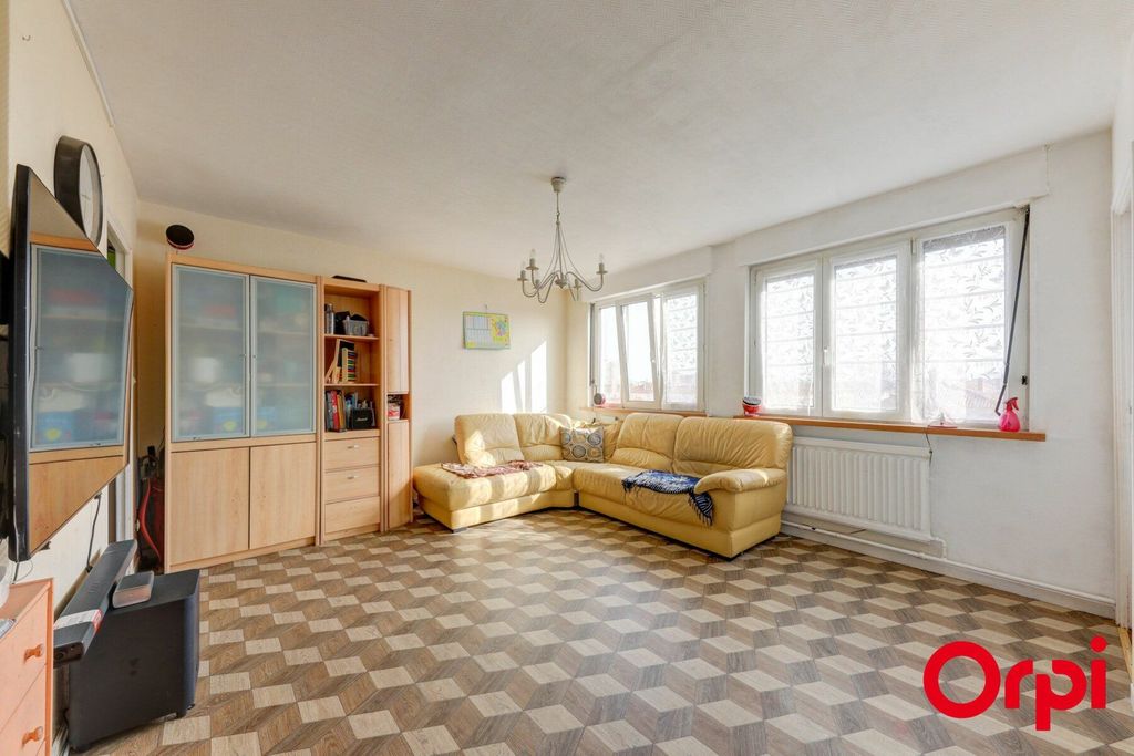 Achat appartement à vendre 4 pièces 65 m² - Vénissieux