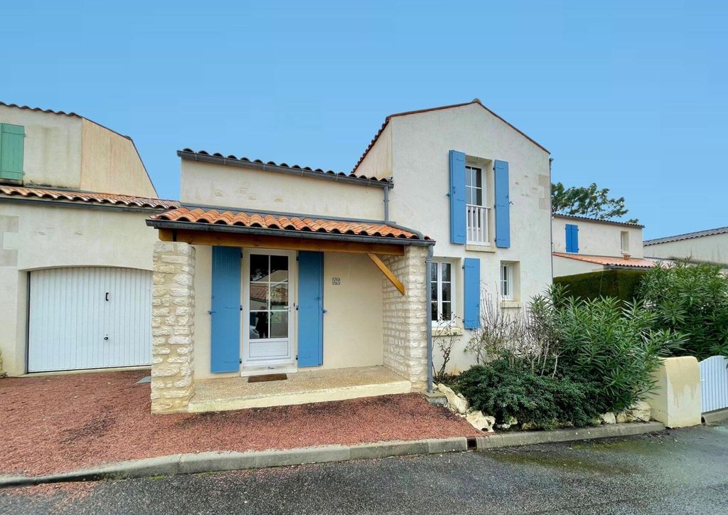 Achat maison à vendre 2 chambres 71 m² - Vaux-sur-Mer