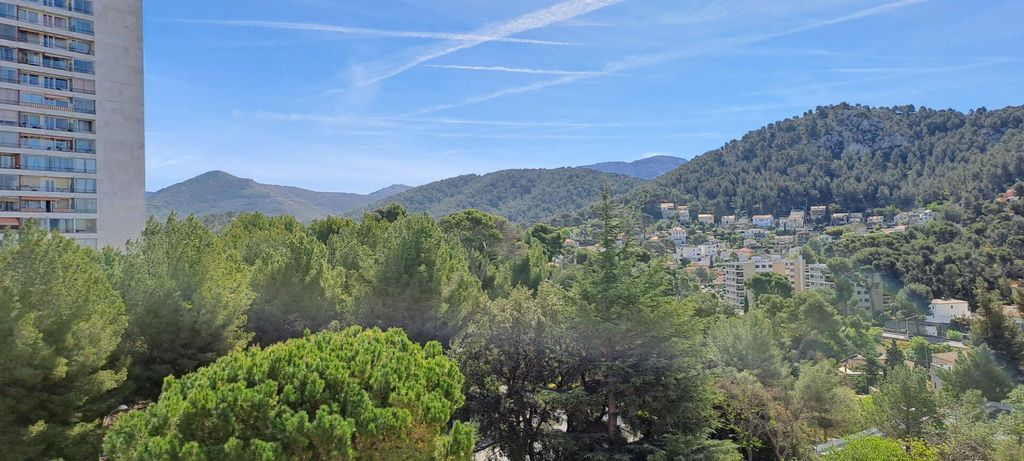 Achat appartement à vendre 4 pièces 69 m² - Marseille 9ème arrondissement