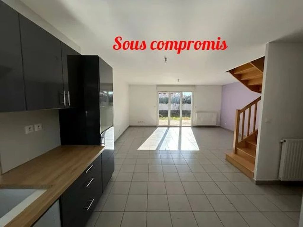 Achat appartement à vendre 4 pièces 83 m² - Corbas