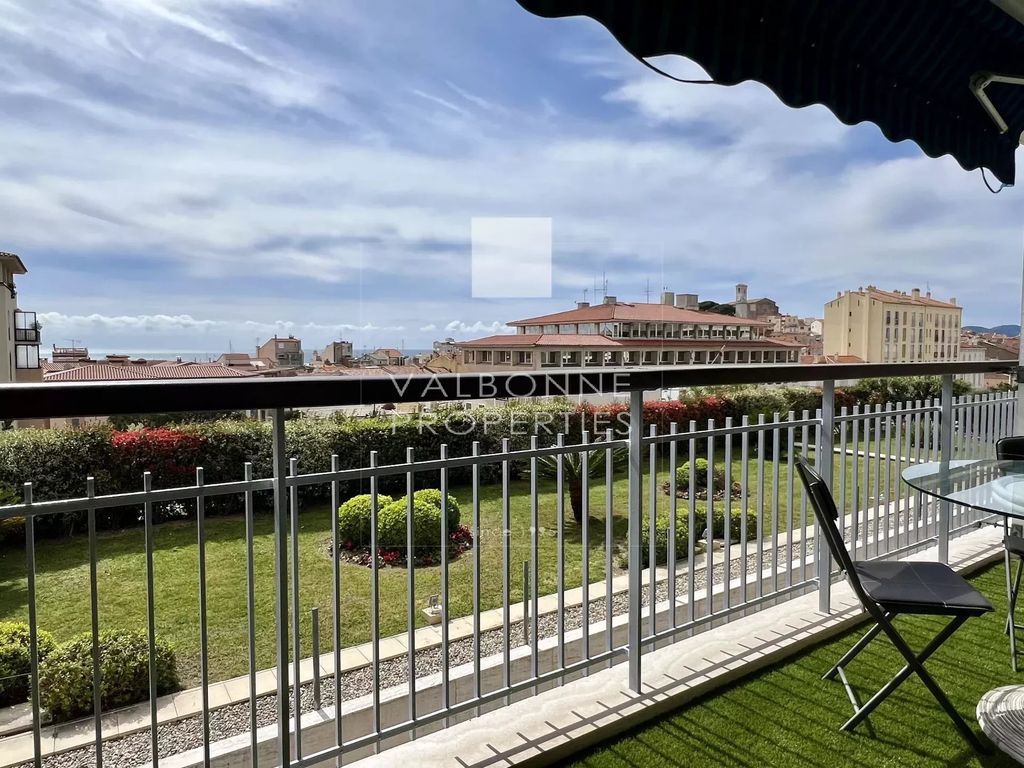 Achat appartement à vendre 5 pièces 141 m² - Cannes