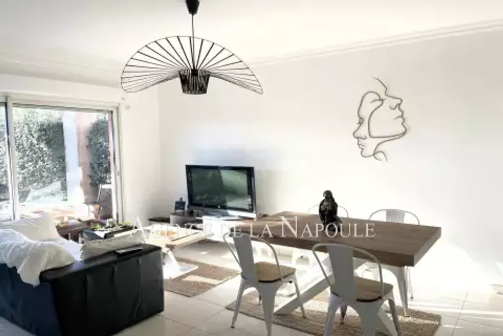 Achat appartement à vendre 2 pièces 48 m² - Mandelieu-la-Napoule