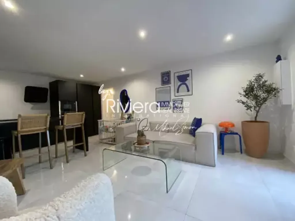 Achat appartement à vendre 2 pièces 56 m² - Cavalaire-sur-Mer