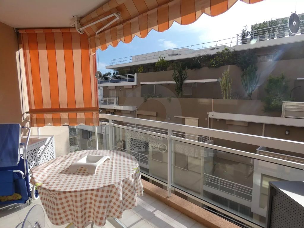 Achat appartement à vendre 2 pièces 33 m² - Roquebrune-Cap-Martin