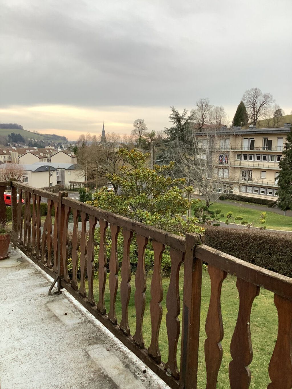 Achat maison à vendre 5 chambres 156 m² - Aurillac