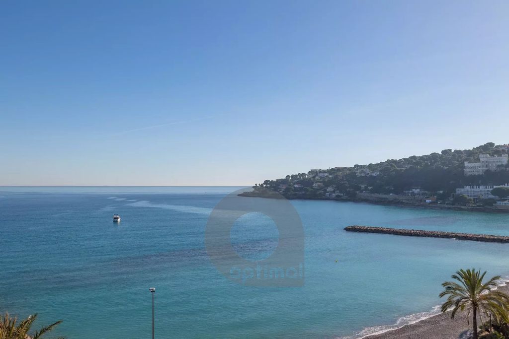 Achat appartement à vendre 3 pièces 67 m² - Roquebrune-Cap-Martin