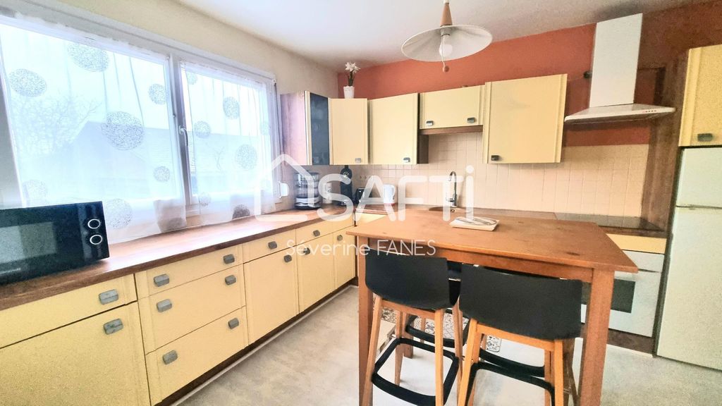 Achat maison à vendre 3 chambres 121 m² - Saint-Étienne-du-Rouvray