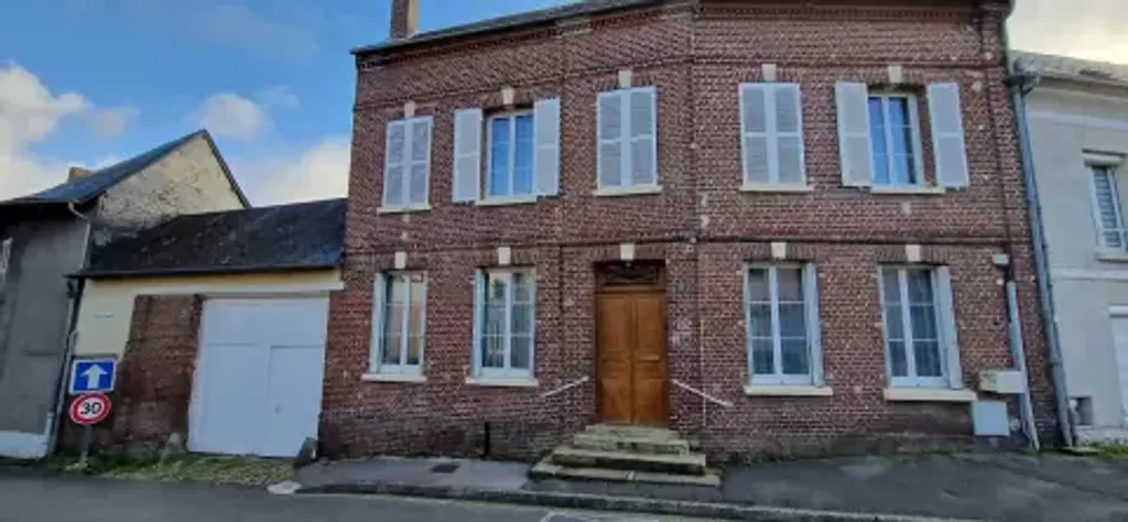 Achat maison à vendre 4 chambres 165 m² - Marseille-en-Beauvaisis