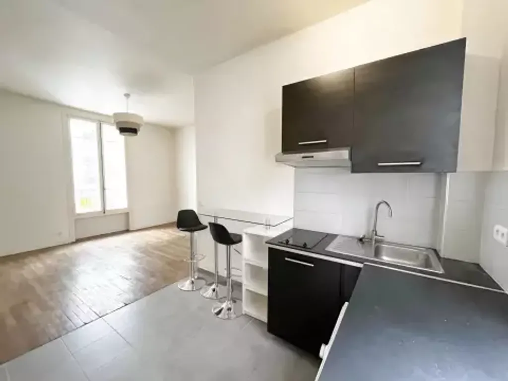 Achat studio à vendre 29 m² - Paris 9ème arrondissement