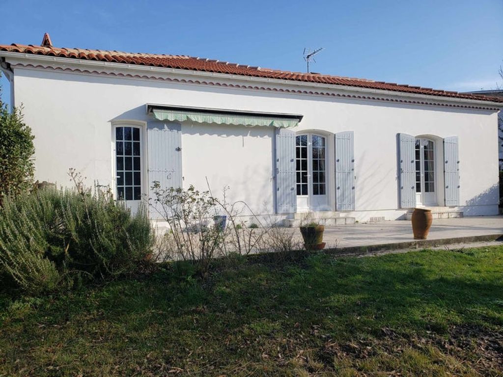 Achat maison à vendre 6 chambres 180 m² - Royan