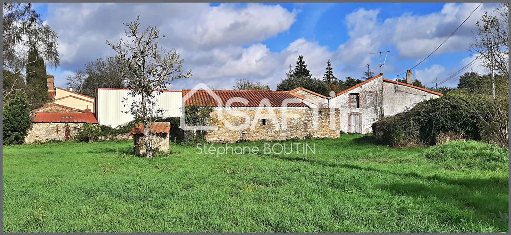 Achat maison à vendre 3 chambres 140 m² - Sainte-Cécile