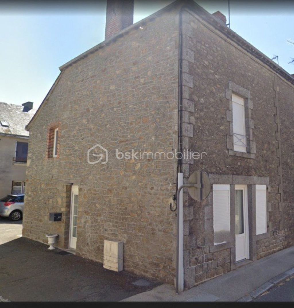 Achat maison à vendre 2 chambres 77 m² - Commer