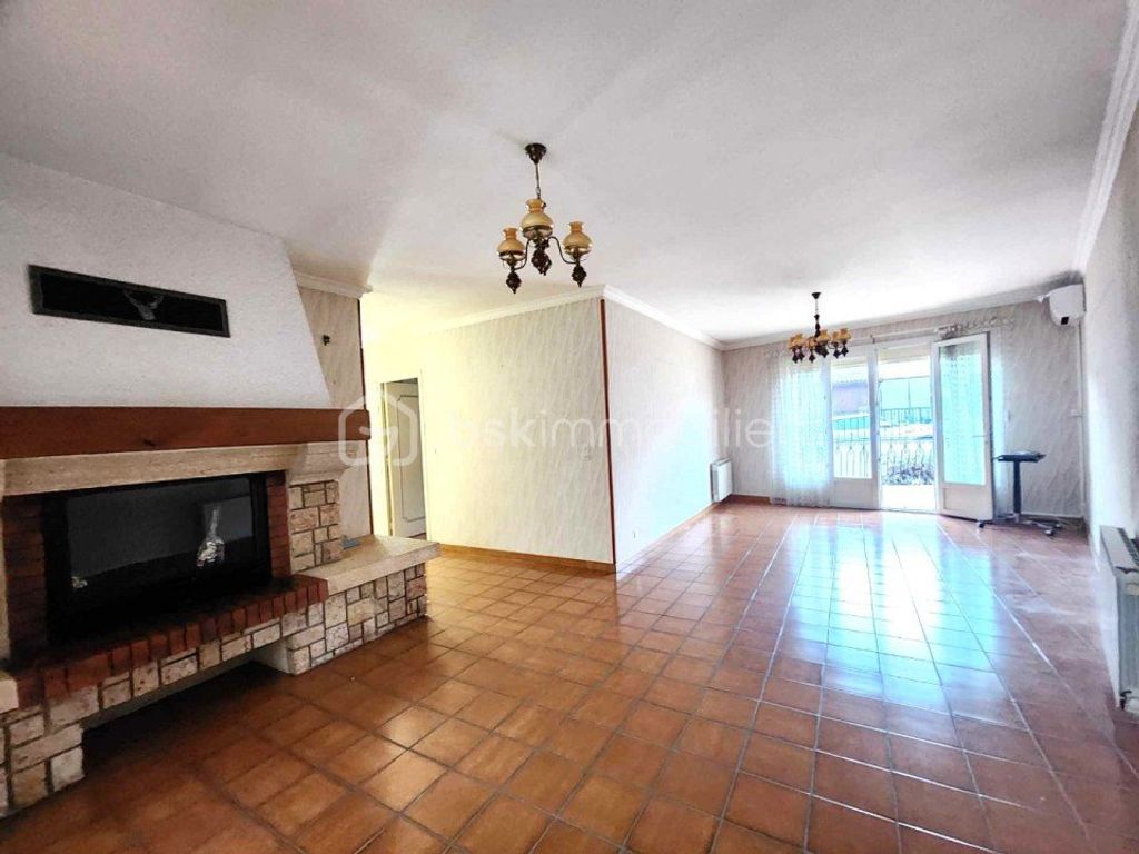 Achat maison à vendre 4 chambres 125 m² - Pézenas