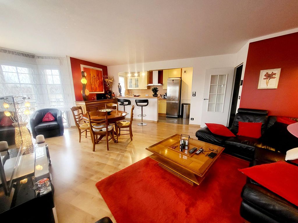 Achat appartement à vendre 6 pièces 121 m² - Claye-Souilly