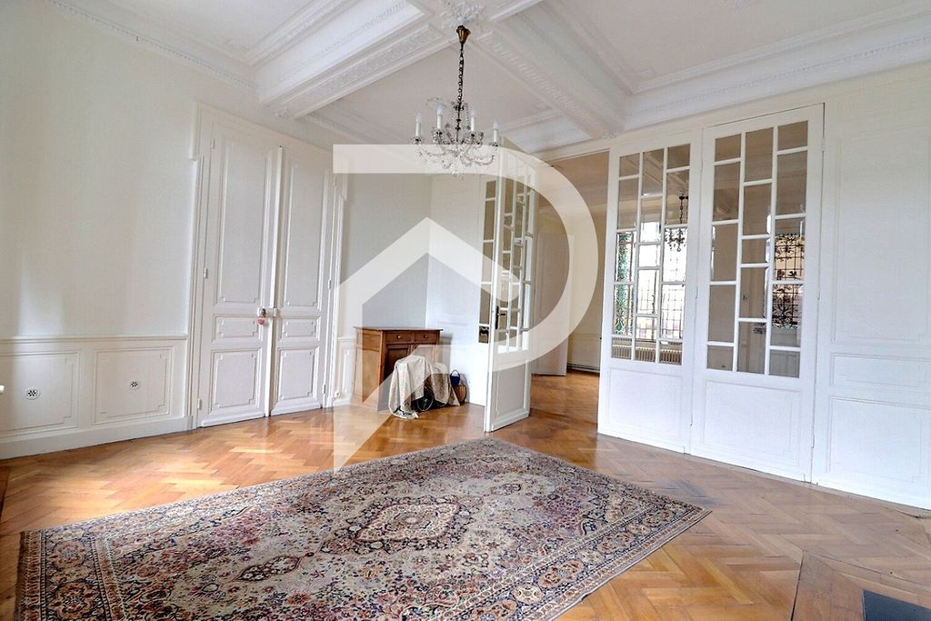 Achat maison à vendre 4 chambres 160 m² - Le Cateau-Cambrésis