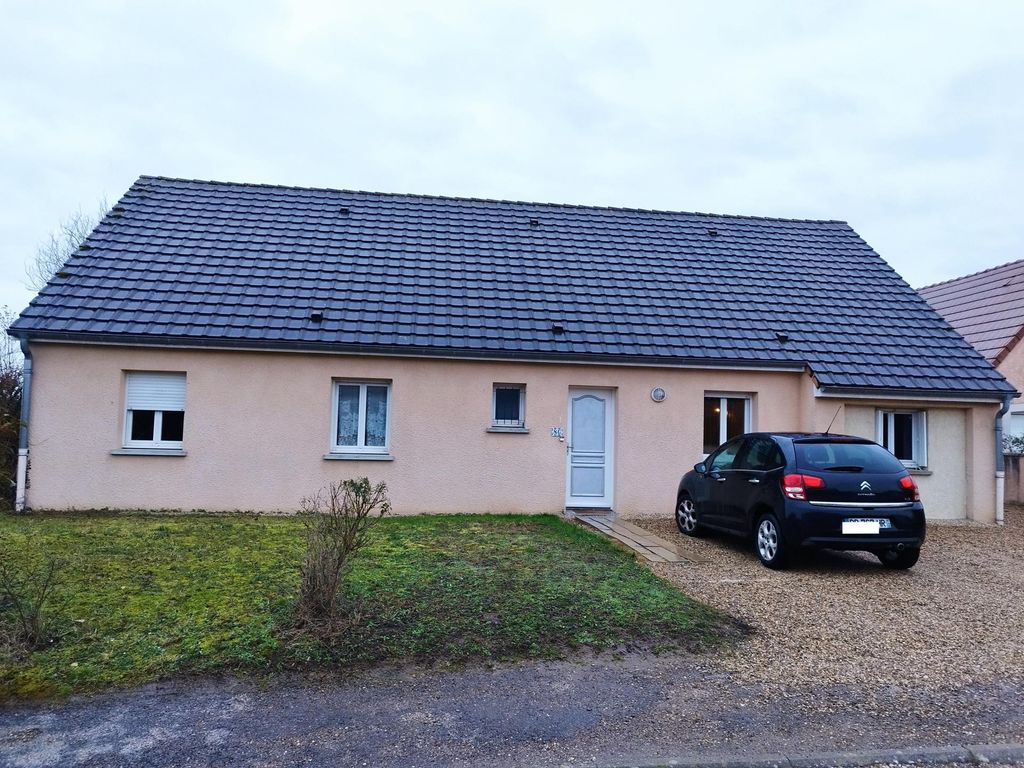 Achat maison à vendre 5 chambres 120 m² - Sassenay