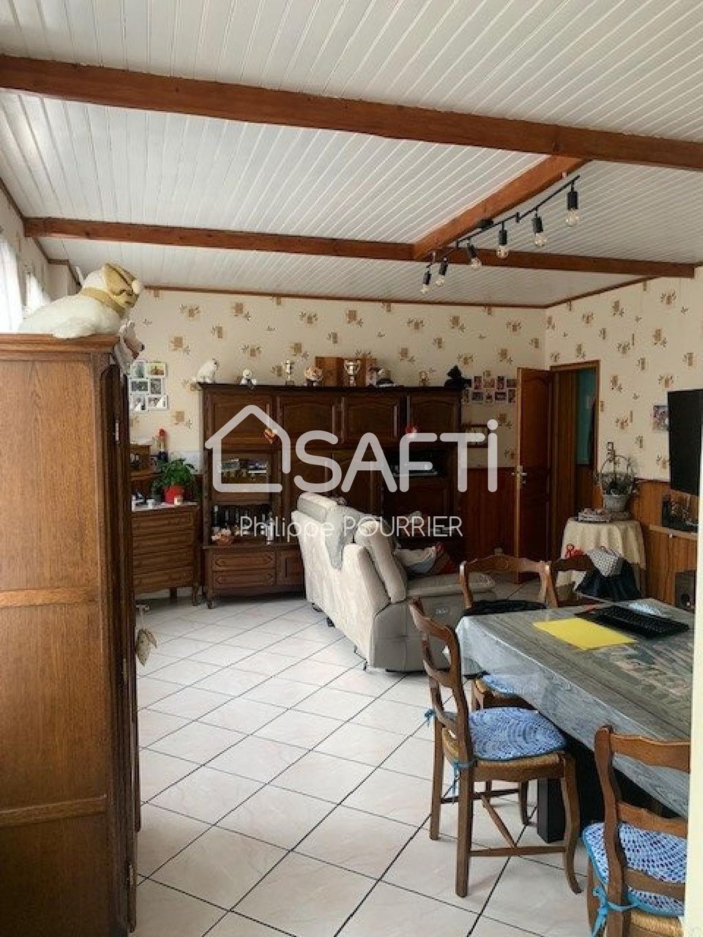 Achat maison à vendre 2 chambres 92 m² - Saint-Quentin