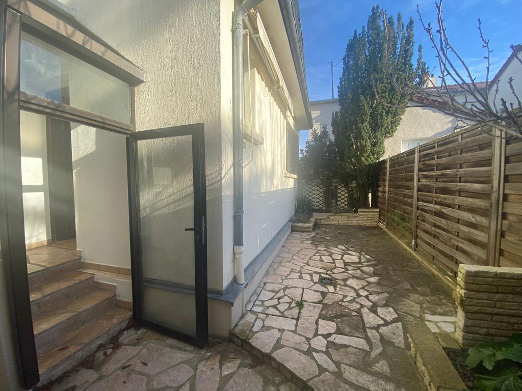 Achat maison à vendre 2 chambres 90 m² - Rueil-Malmaison