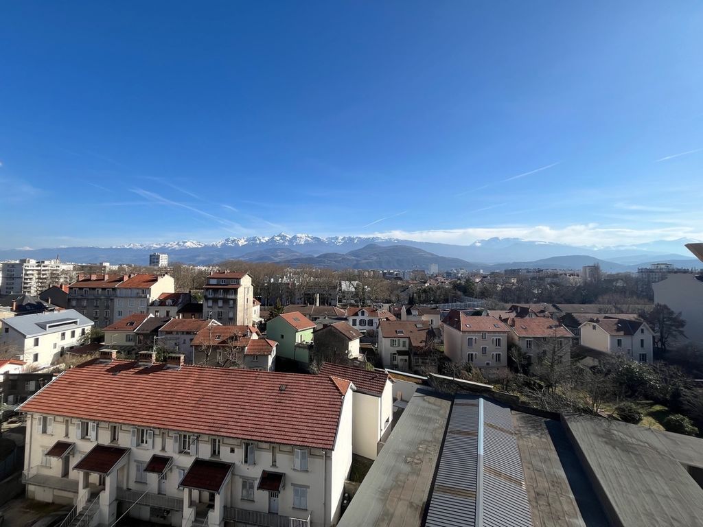 Achat appartement à vendre 4 pièces 93 m² - Grenoble