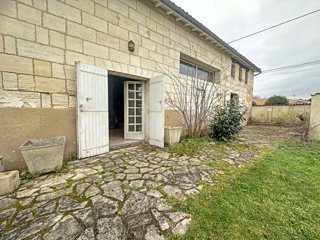 Achat maison à vendre 1 chambre 250 m² - Les Billaux